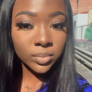 Meet your Posher, Karlin